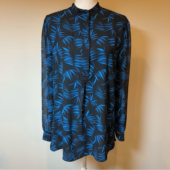 Anne Klein Black and Blue Leaf Print Tunic Blouse Size Large - Picture 1 of 7